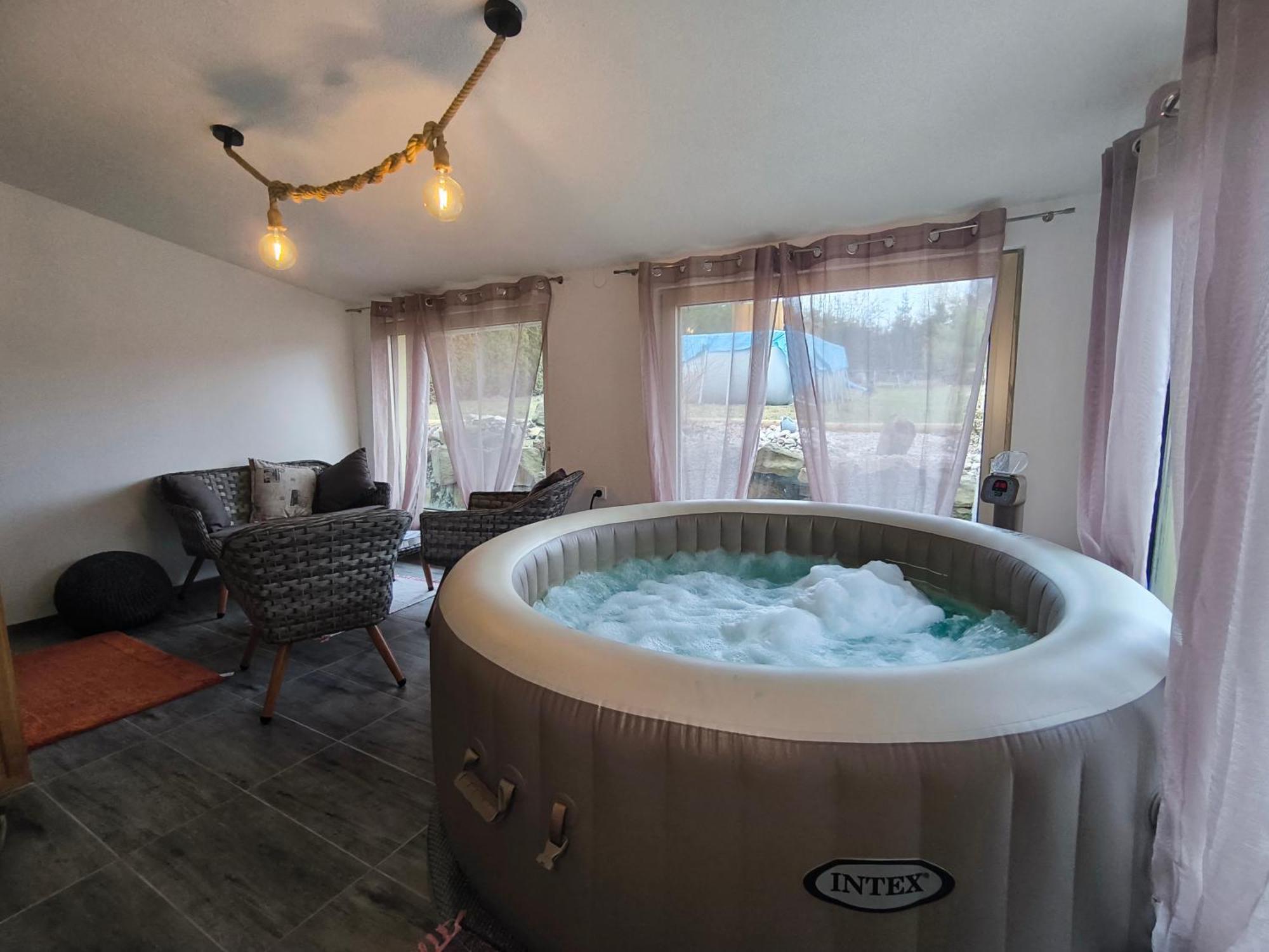 Holiday Home U Lubose Trhové Sviny Екстериор снимка